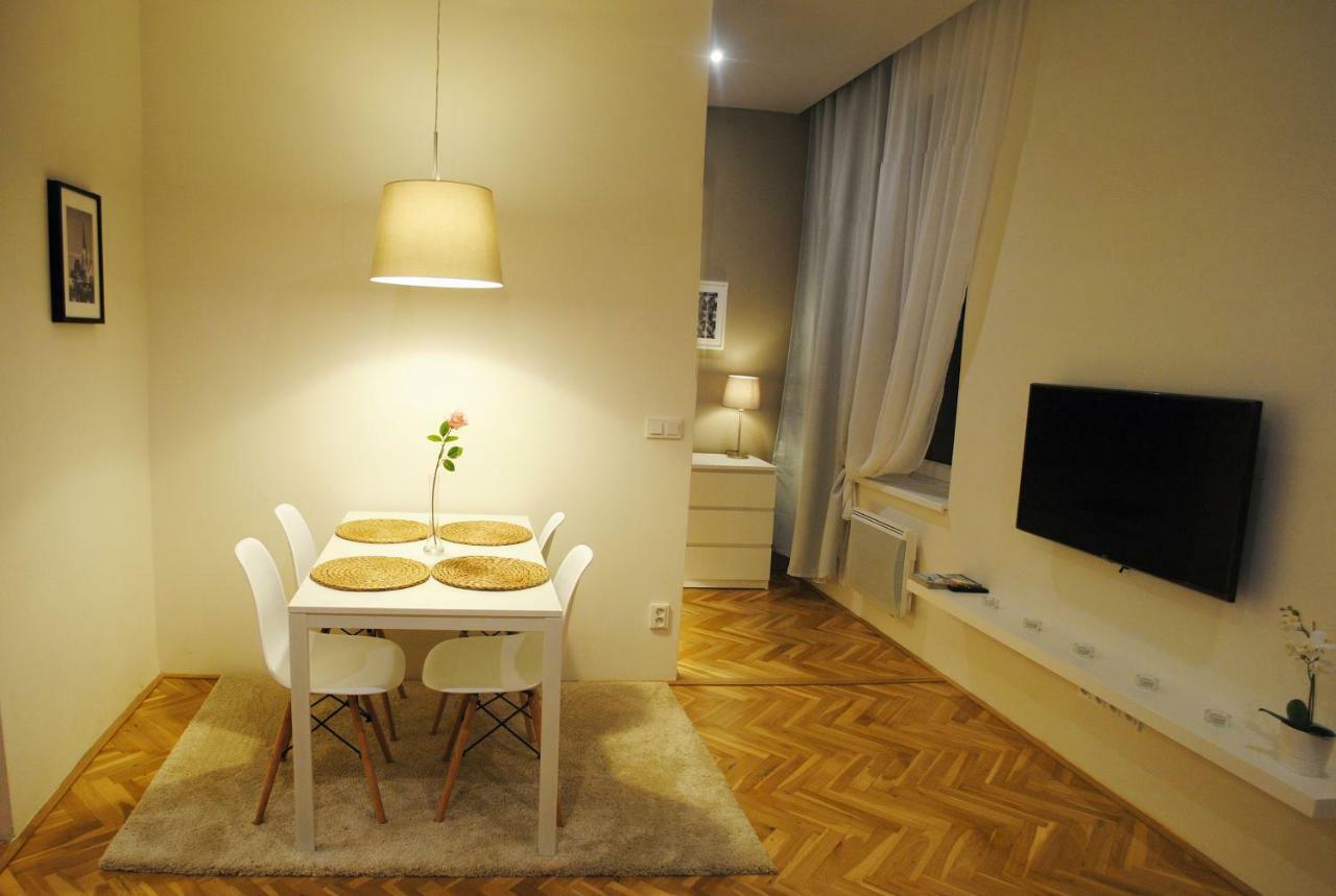Apartments Centre In Style أولوموك المظهر الخارجي الصورة