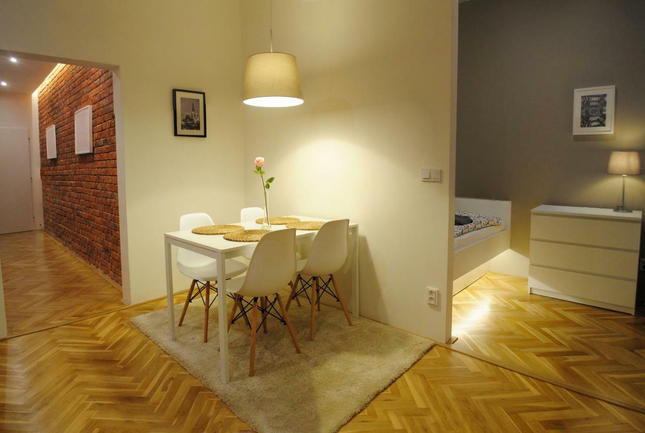 Apartments Centre In Style أولوموك المظهر الخارجي الصورة