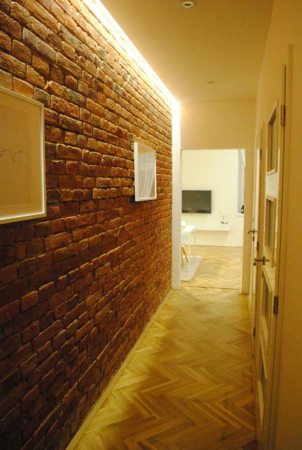 Apartments Centre In Style أولوموك المظهر الخارجي الصورة